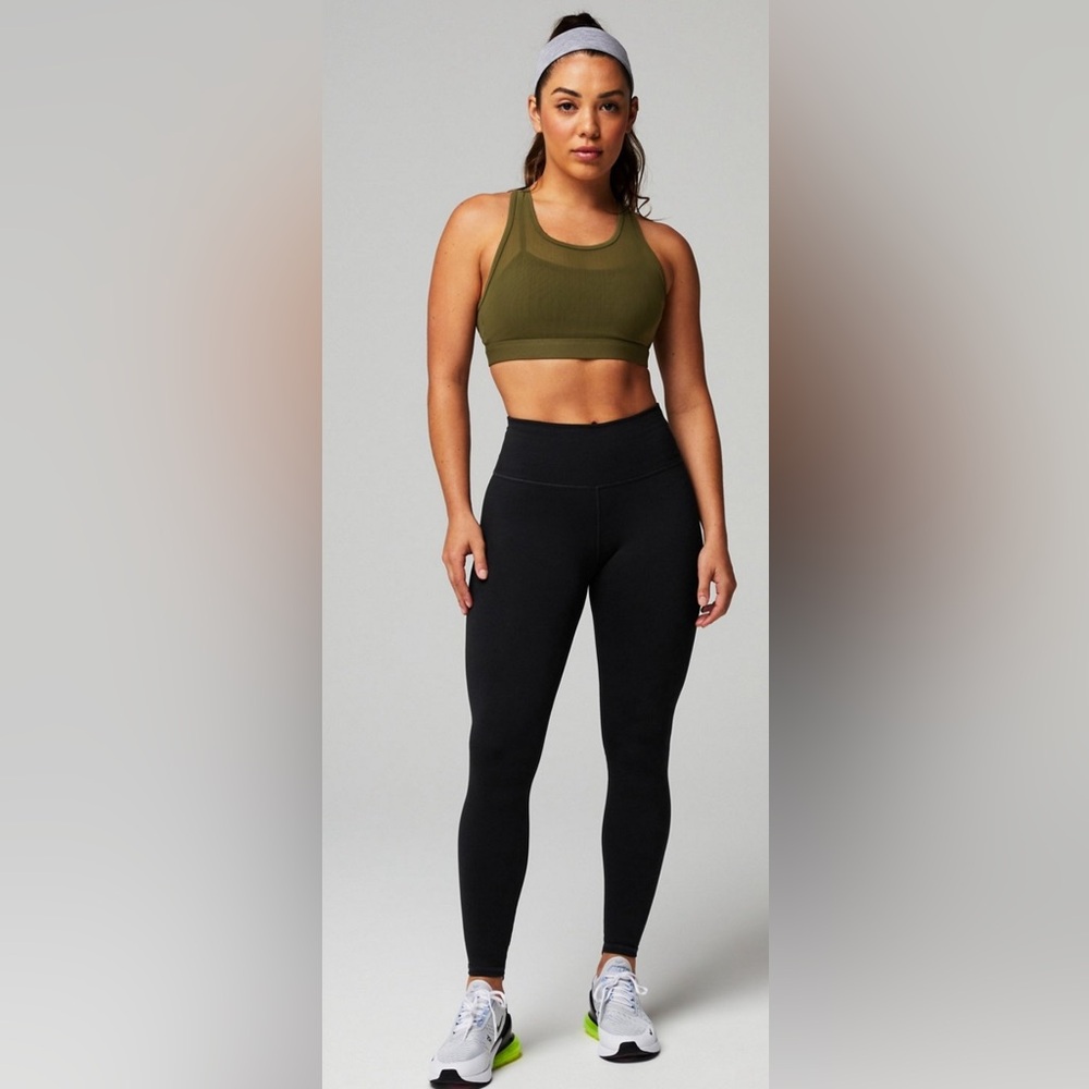 Black leggings